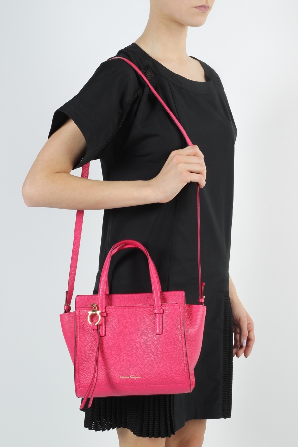 'Amy' Leather Shoulder Bag Salvatore Ferragamo Vitkac GB